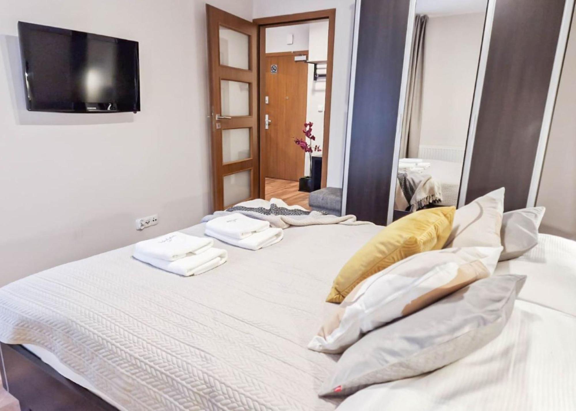 Apartamenty Mistral Z Parkingiem - Promenada & Morze - Apartamenty Na Wyspie Świnoujście Extérieur photo