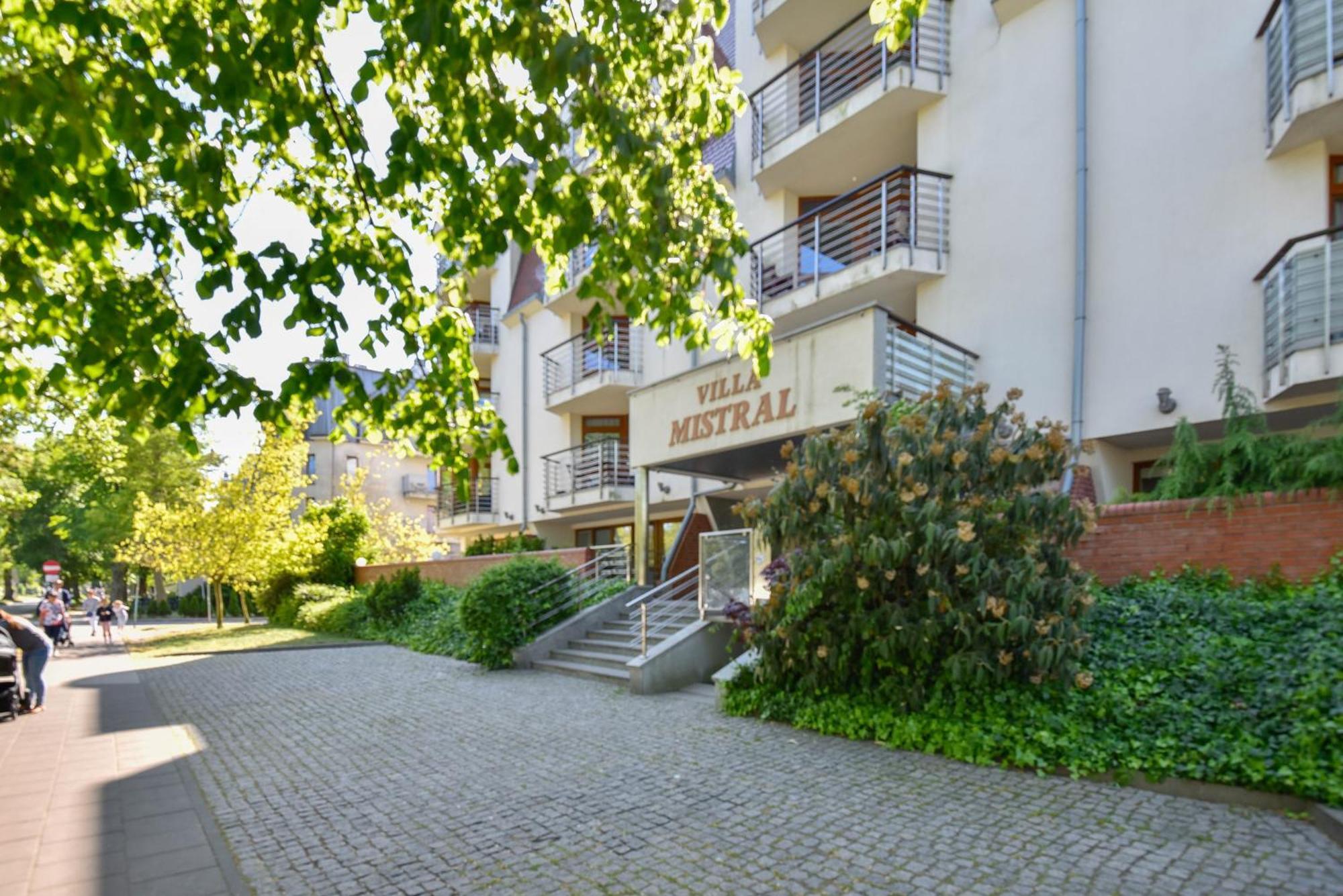 Apartamenty Mistral Z Parkingiem - Promenada & Morze - Apartamenty Na Wyspie Świnoujście Extérieur photo