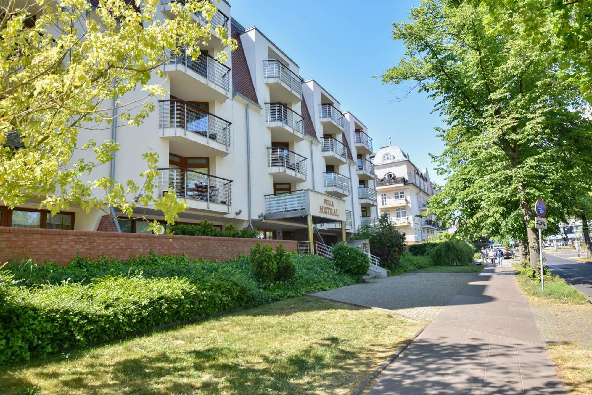 Apartamenty Mistral Z Parkingiem - Promenada & Morze - Apartamenty Na Wyspie Świnoujście Extérieur photo