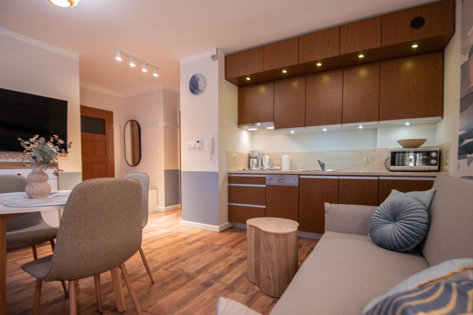 Apartamenty Mistral Z Parkingiem - Promenada & Morze - Apartamenty Na Wyspie Świnoujście Extérieur photo